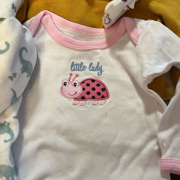 Bundle 25 girl clothes NB-6/9mo:Carter, Jack &Cat, Little James, Just1You, H&M - Picture 4 of 11